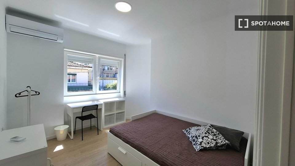 Double room Porto, 4 beds — photo 12