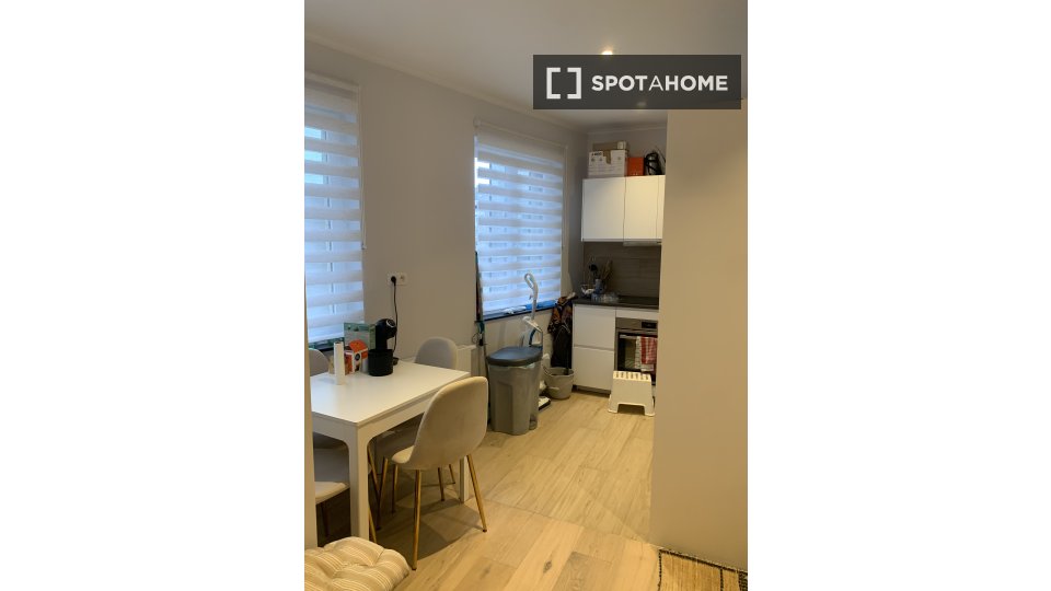 Apartment Brussels, 2 beds, 65m² — photo 9