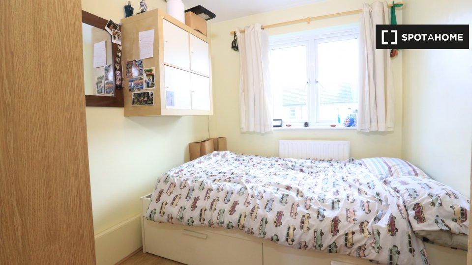 Double room London, 4 beds, 70m² — photo 13