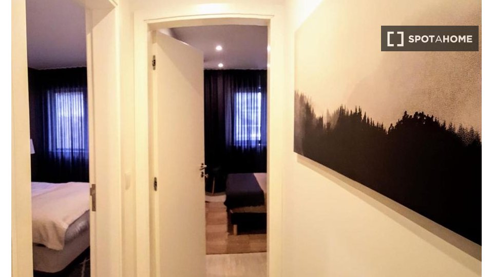 Apartment Lisbon, 2 beds — photo 15