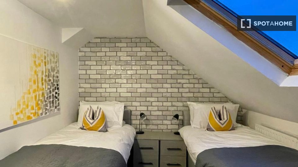 Apartment London, 4 beds — photo 9