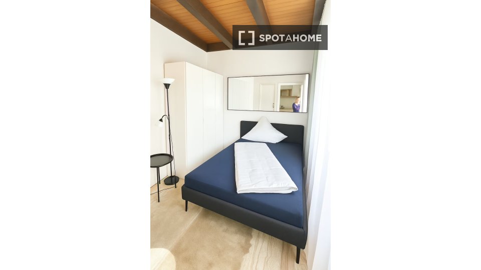 Apartment Munich, 6 beds — photo 11