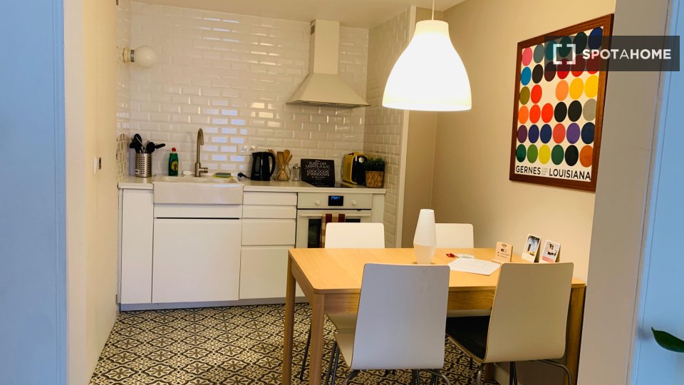 Apartment mono Lisbon, 35m² — photo 3