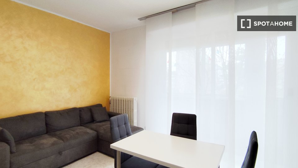 Double room Milan, 3 beds, 118m² — photo 14
