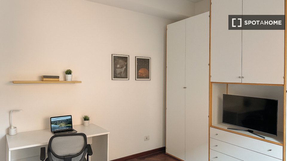Double room Rome, 5 beds, 180m² — photo 38