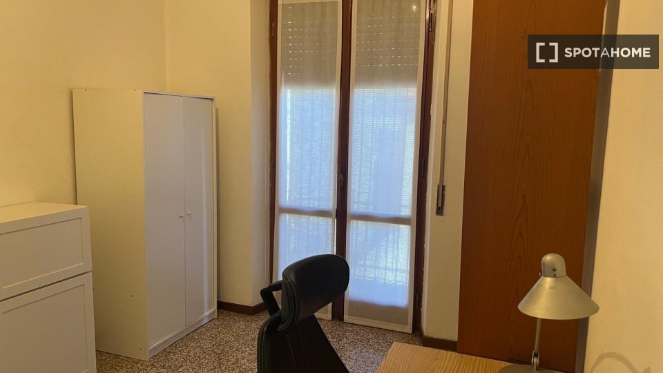Double room Milan, 3 beds — photo 14