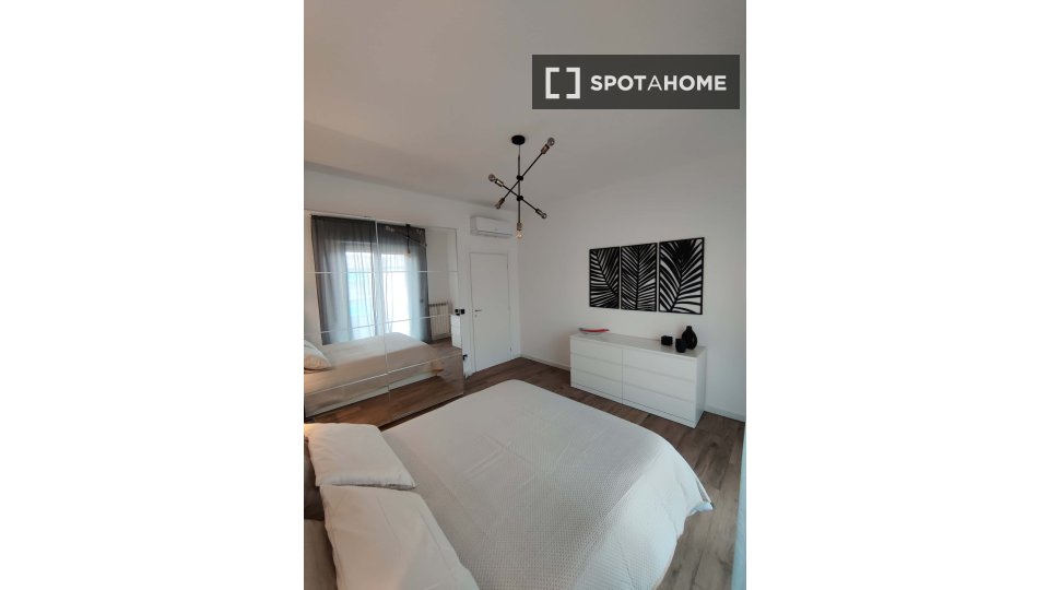 Apartment Bologna, 1 bed, 70m² — photo 2