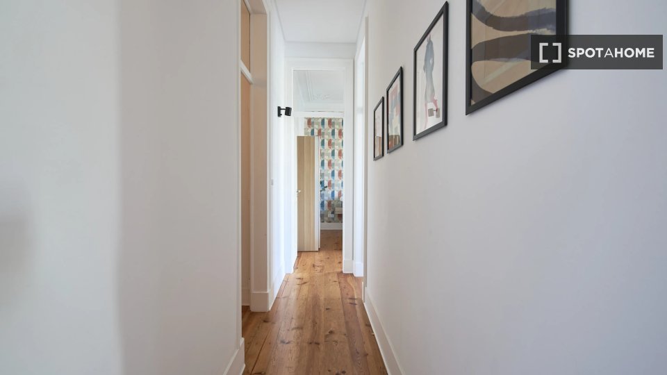 Double room Lisbon, 7 beds — photo 10