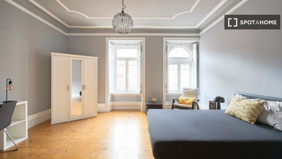 Double room Lisbon, 8 beds — photo 20