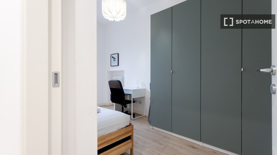 Apartment Milan, 2 beds, 70m² — photo 9