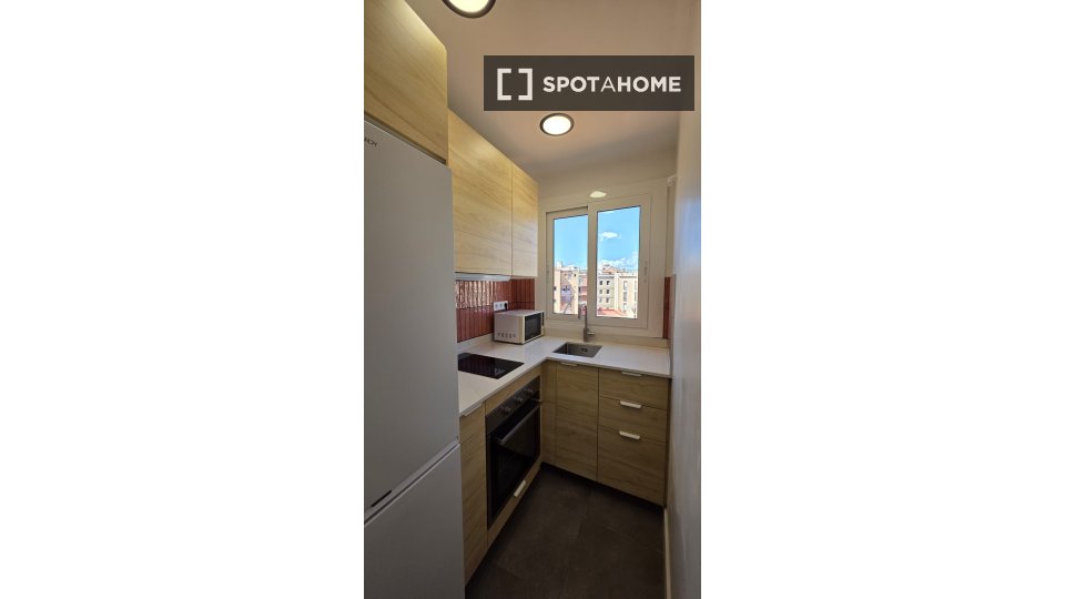 Apartment Barcelona, 1 bed, 34m² — photo 11
