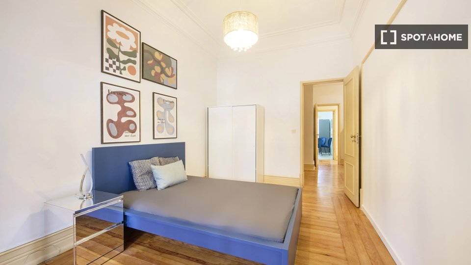 Double room Lisbon, 9 beds — photo 13