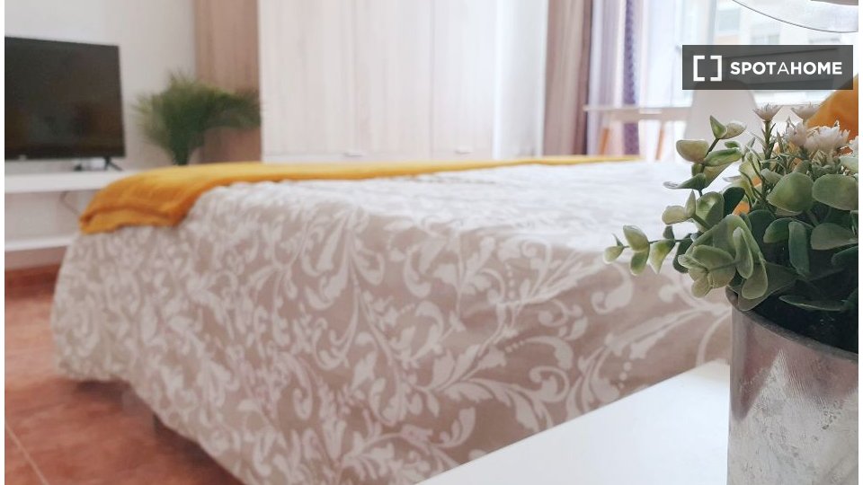 Double room Valencia, 5 beds — photo 16