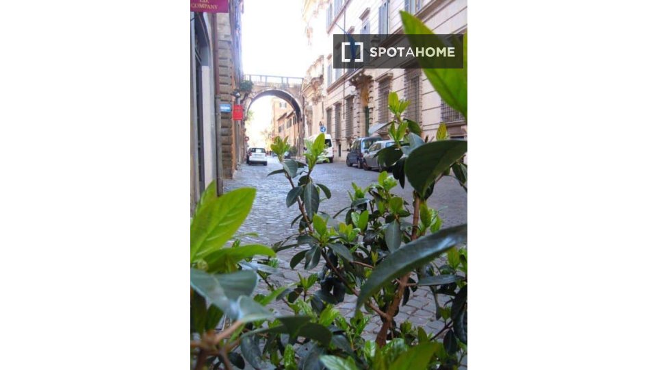 Apartment Rome, 1 bed, 80m² — photo 14