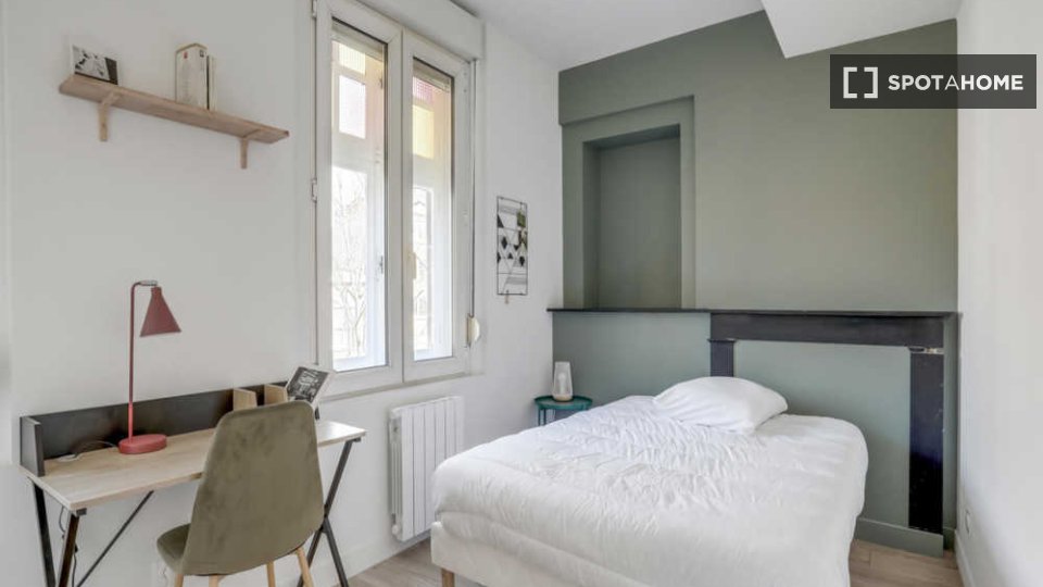 Double room Lille, 15 beds, 260m² — photo 8