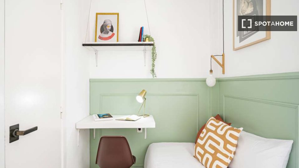 Double room Madrid, 67 beds — photo 5