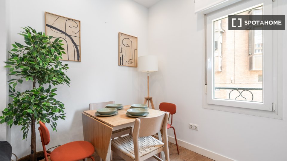 Apartment Madrid, 2 beds, 50m² — photo 6