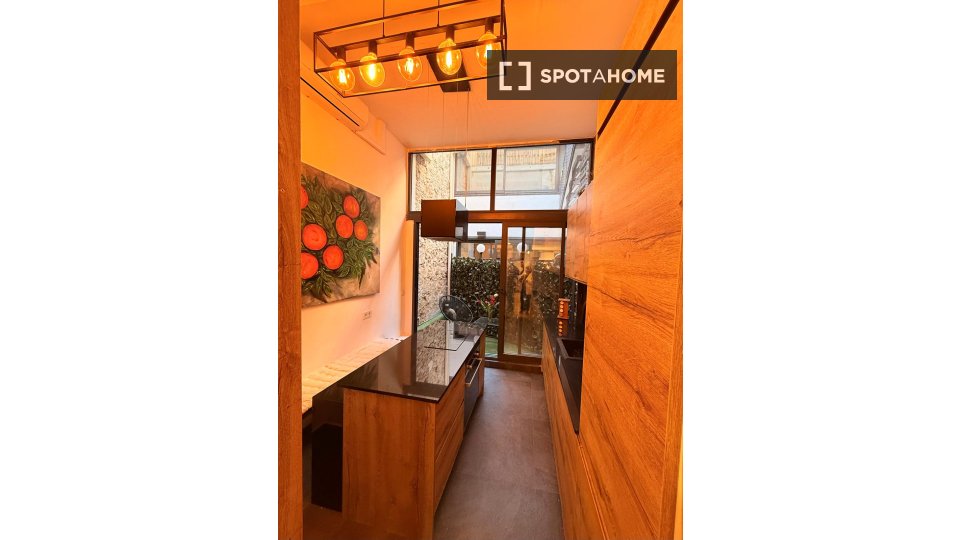 Apartment Barcelona, 1 bed — photo 3