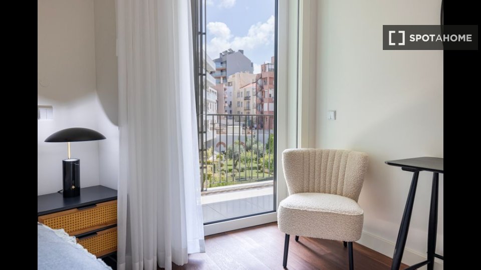 Apartment Lisbon, 1 bed — photo 14
