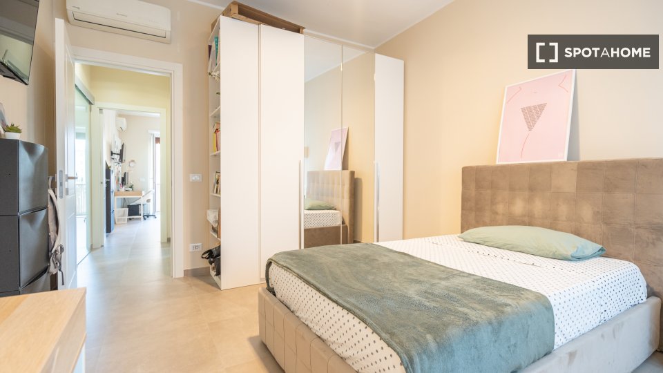 Double room Milan, 4 beds — photo 2