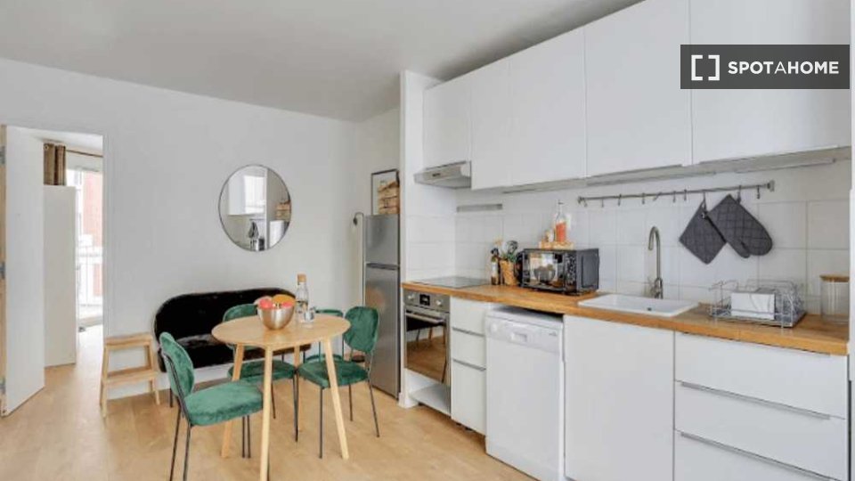 Double room Paris, 2 beds, 50m² — photo 5