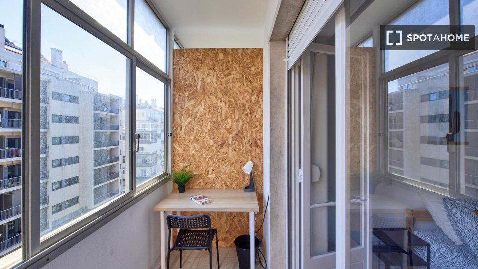 Double room Lisbon, 7 beds, 120m² — photo 15