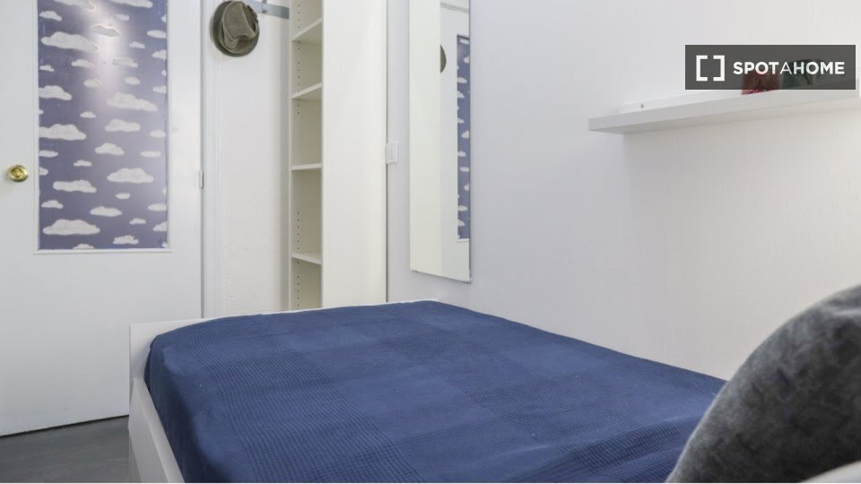 Double room Madrid, 7 beds, 115m² — photo 4
