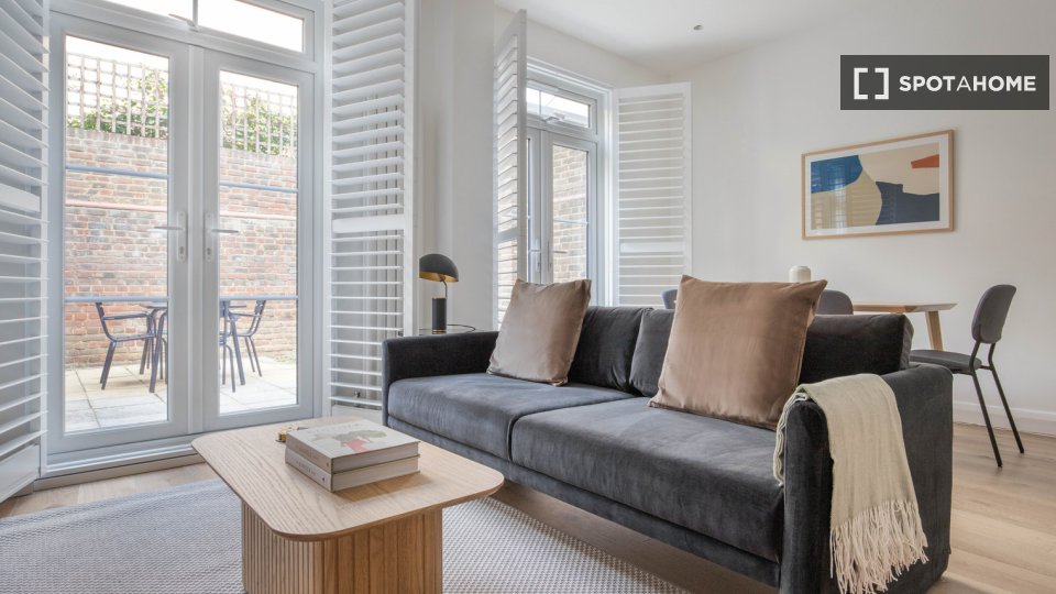 Apartment London, 2 beds, 68m² — photo 12