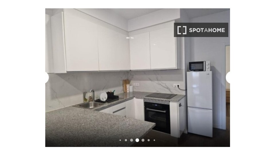 Apartment Lisbon, 2 beds, 80m² — photo 7