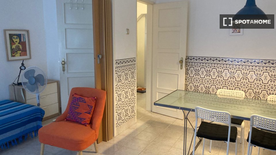 Apartment Lisbon, 2 beds — photo 9