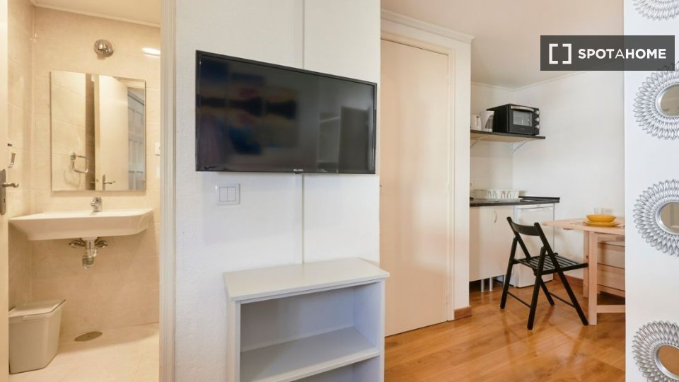 Apartment mono Lisbon — photo 5
