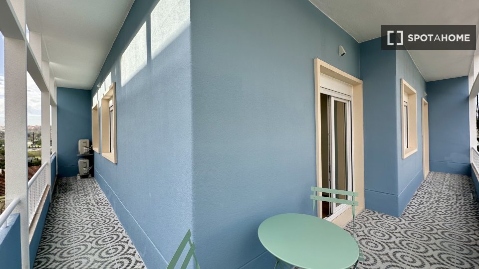 Double room Lisbon, 2 beds, 45m² — photo 4