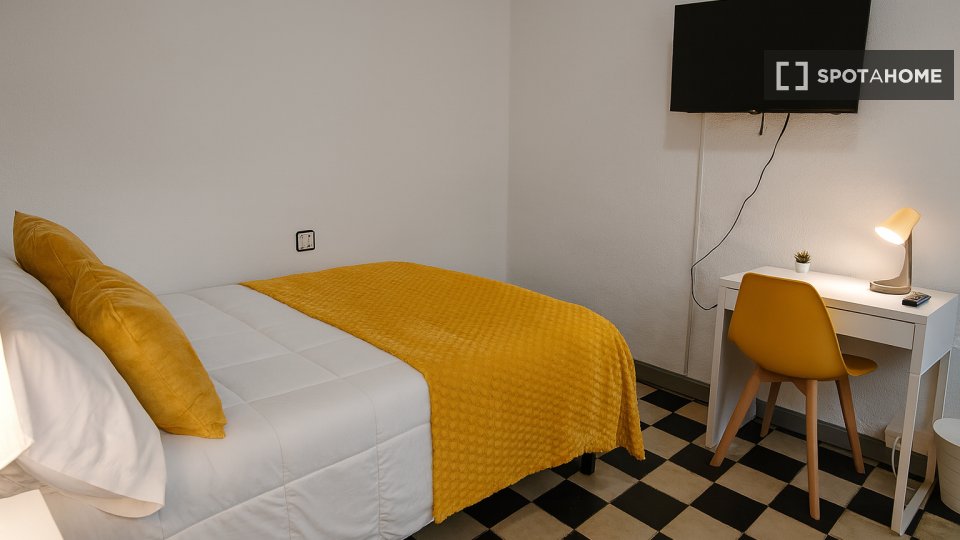 Double room Granada, 6 beds, 160m² — photo 24