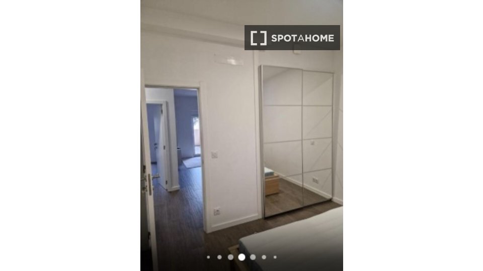 Apartment Lisbon, 2 beds, 80m² — photo 14