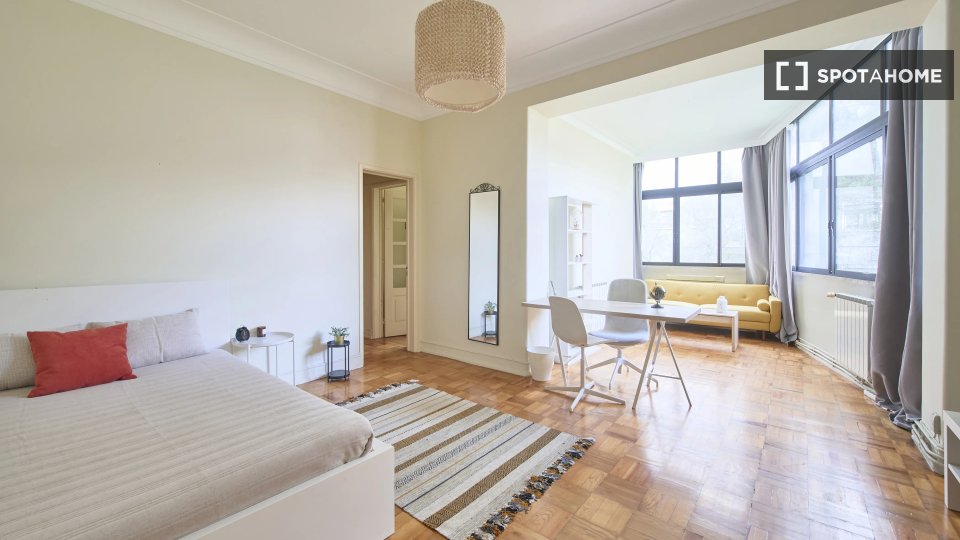 Double room Lisbon, 6 beds — photo 3