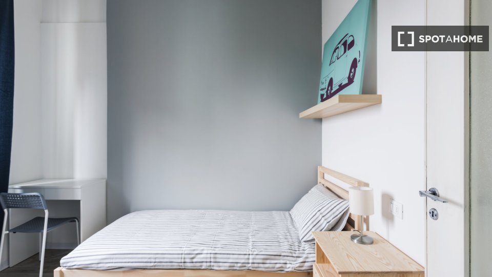 Double room Milan, 5 beds — photo 24