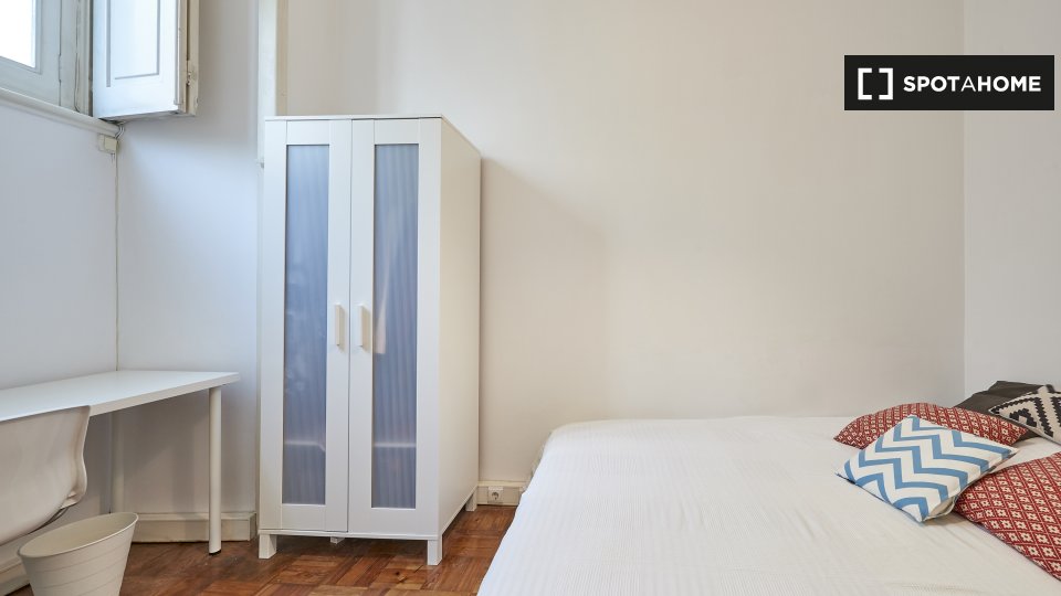 Double room Lisbon, 11 beds — photo 4