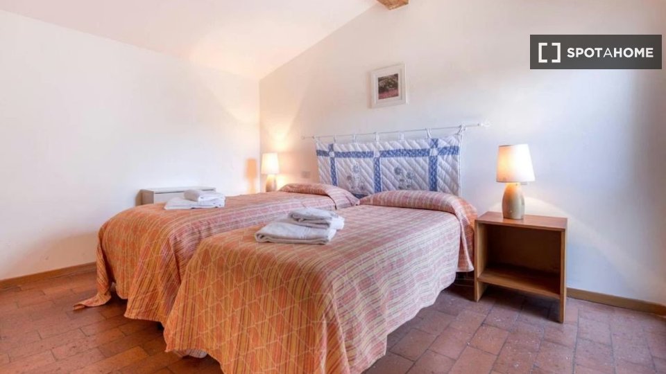 Apartment Florence, 2 beds, 85m² — photo 2