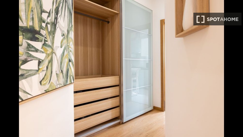 Apartment Lisbon, 2 beds — photo 18