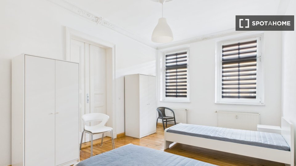 Double room Berlin, 7 beds, 93m² — photo 16