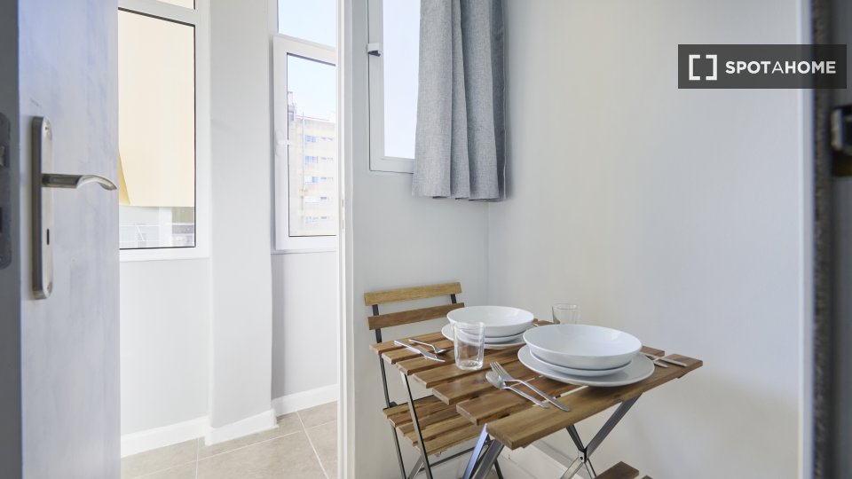 Double room Lisbon, 16 beds — photo 19