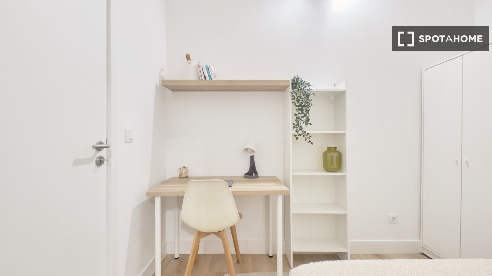 Double room Lisbon, 10 beds — photo 2