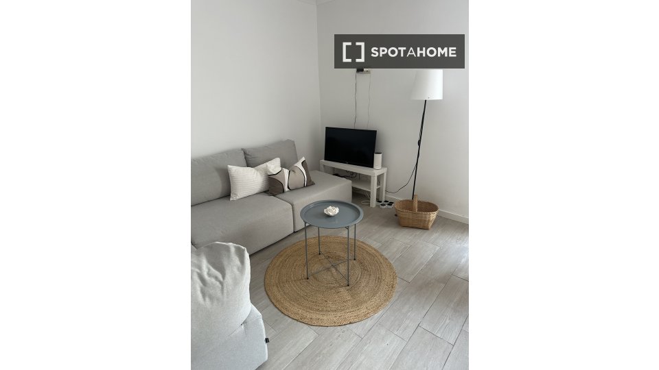 Apartment mono Lisbon — photo 12