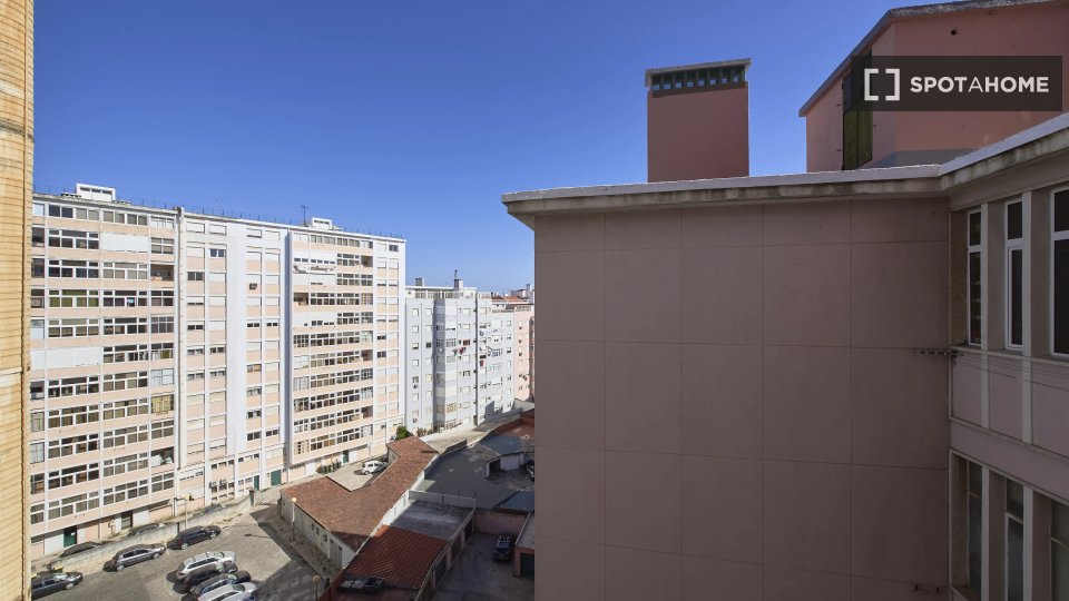 Double room Lisbon, 7 beds — photo 12