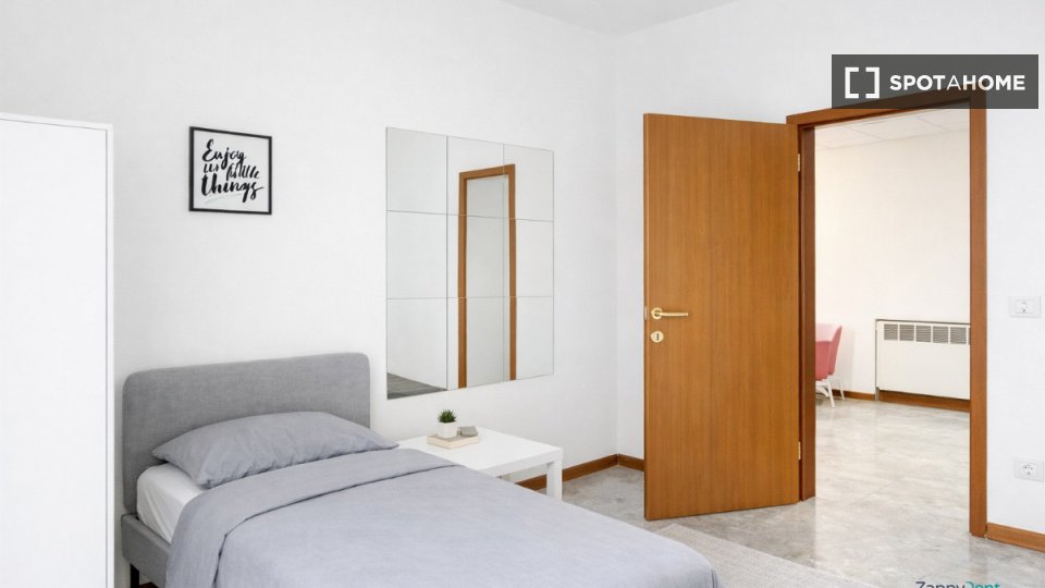 Double room Bologna, 11 beds — photo 1