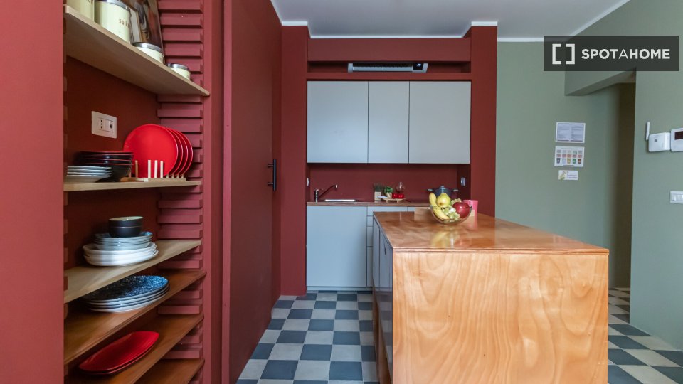 Apartment Milan, 1 bed, 58m² — photo 1
