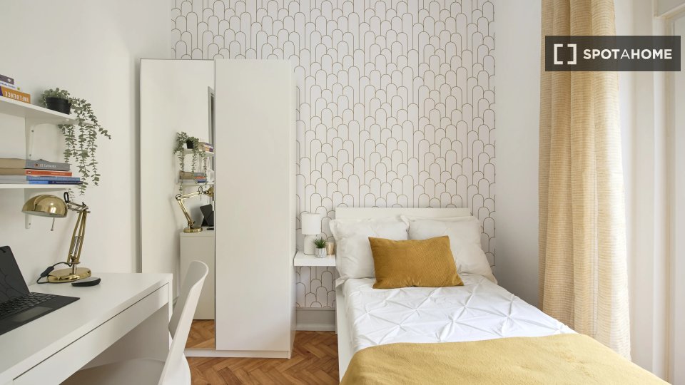 Double room Lisbon, 7 beds — photo 2