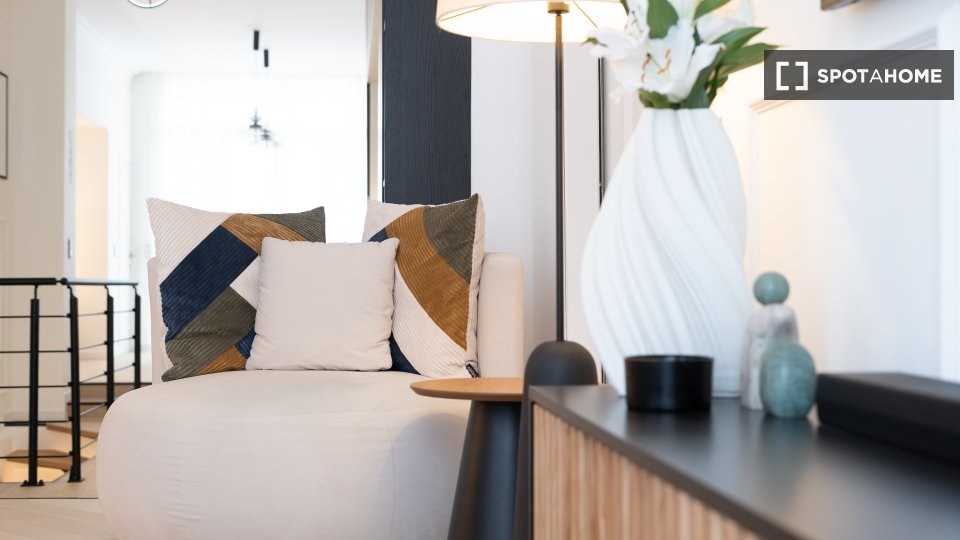Apartment Brussels, 2 beds, 135m² — photo 3