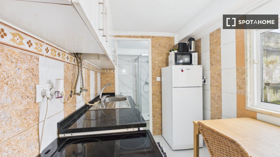 Apartment mono Lisbon, 30m² — photo 9