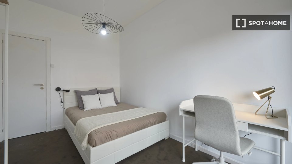 Double room Lisbon, 9 beds — photo 3
